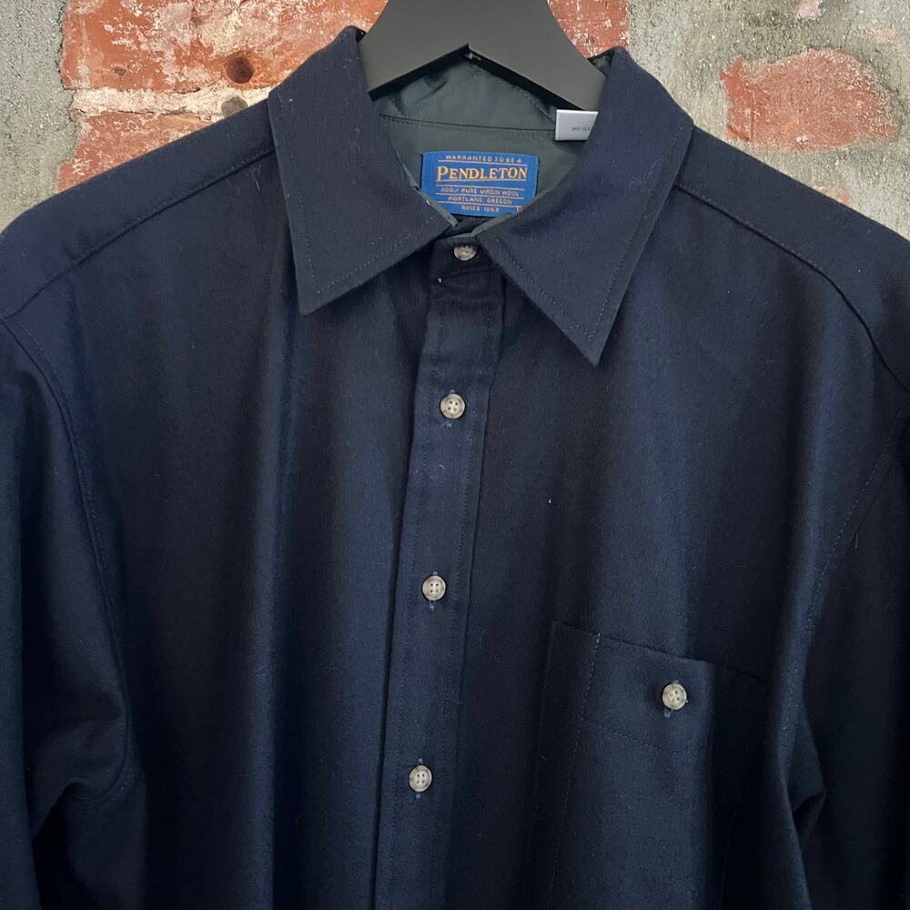 Pendleton Men's Navy Flannel Shirt L MADE USA 22x30